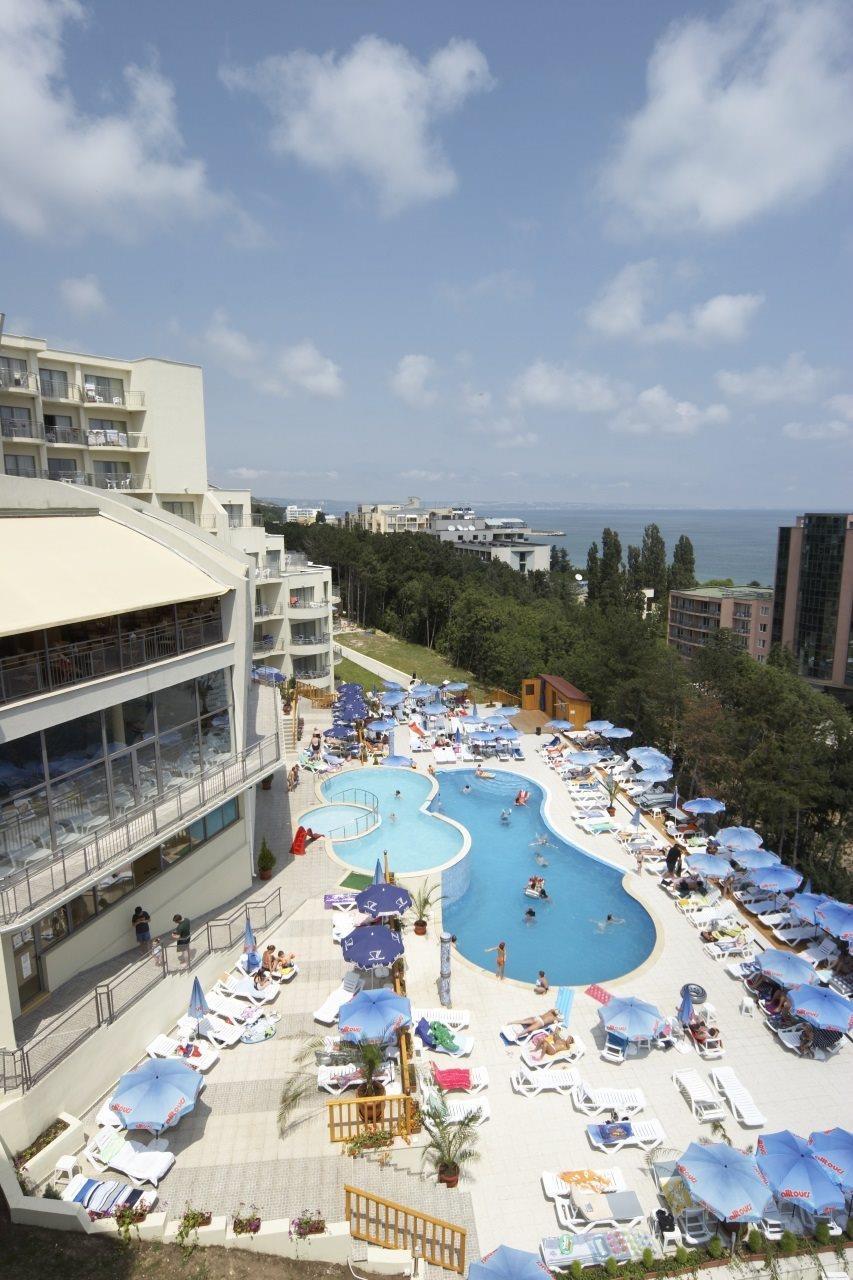 Golden Park -