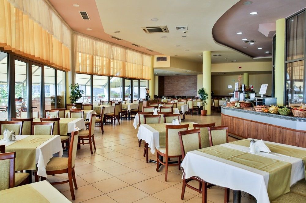 Ξενοδοχείο Golden Park 4*