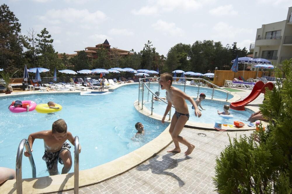 голдън бийч парк - ол инклузив 4* Златни пясъци